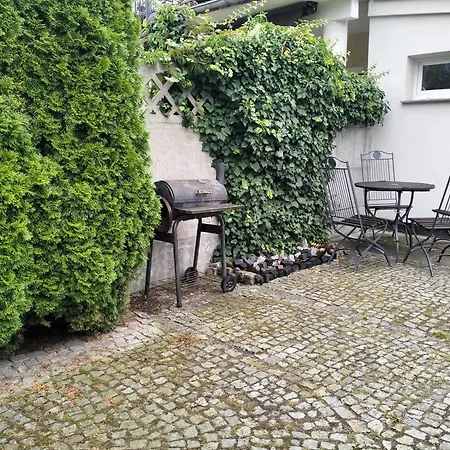 بيت للعطل Casa Con Jardin Vallado *