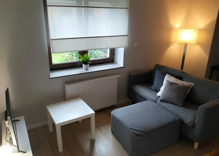 Casa Con Jardin Vallado * Kamieniec Wroclawski